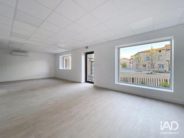 Location boutique/local commercial 93 m² Saint-Laurent-d'Agny