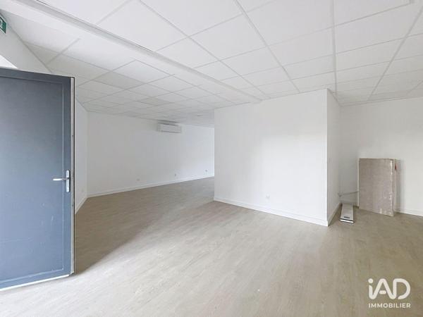 Location boutique/local commercial 93 m² Saint-Laurent-d'Agny