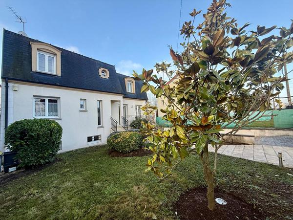 Maison Carrieres Sur Seine 5 pièce(s) €779 000 ** - Référence 7608