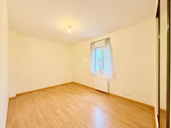 Maison Carrieres Sur Seine 5 pièce(s) €779 000 ** - Référence 7608