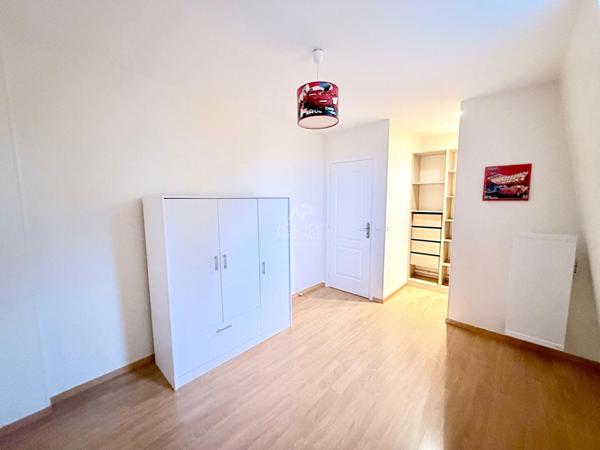 Maison Carrieres Sur Seine 5 pièce(s) €779 000 ** - Référence 7608