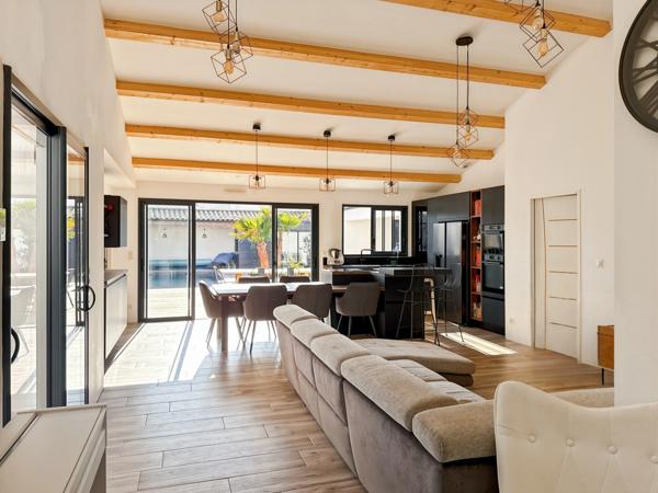 Maison à vendre 6 pièces LA ROCHELLE (17)