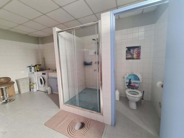 Maison de ville de 200m2 idéalement située