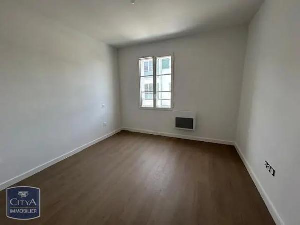 Appartement à louer 2 pièces 40m² Saint-Pierre-d'Oléron (17310)