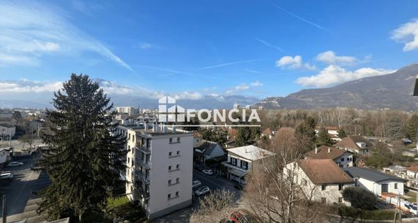 Location Appartement 2 pièces 40.42 m² - Saint-martin-d'hères 38400