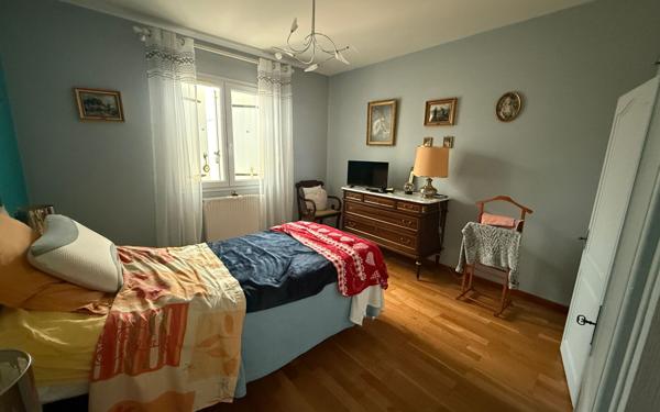 Maison à vendre    4 pièces •  Roquefort