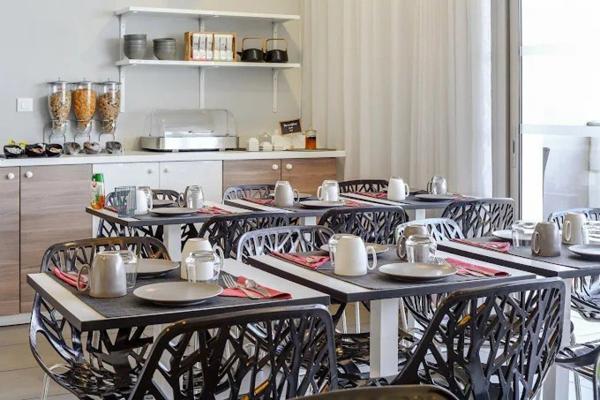 INVESTISSEMENT LOCATIF – CORNEBARRIEU – Résidence Appart'City Confort Toulouse Aéroport Cornebarrieu 2*** - 6.84% de rentabilité