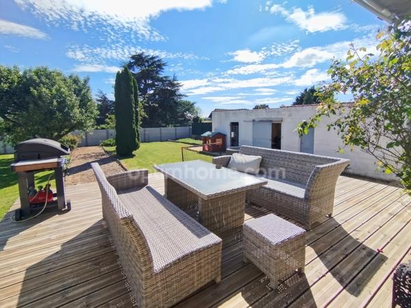 02100 FAYET - Maison individuelle - 2 chambres - jardin - terrasse - DPE D