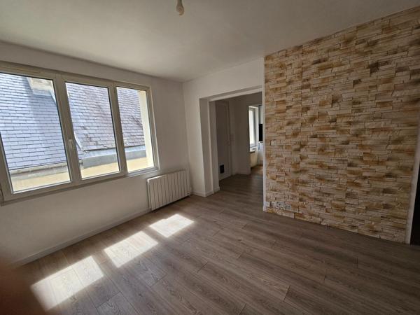 Maison de ville rénovée de 70 m² proche des écoles, commerces et transports
