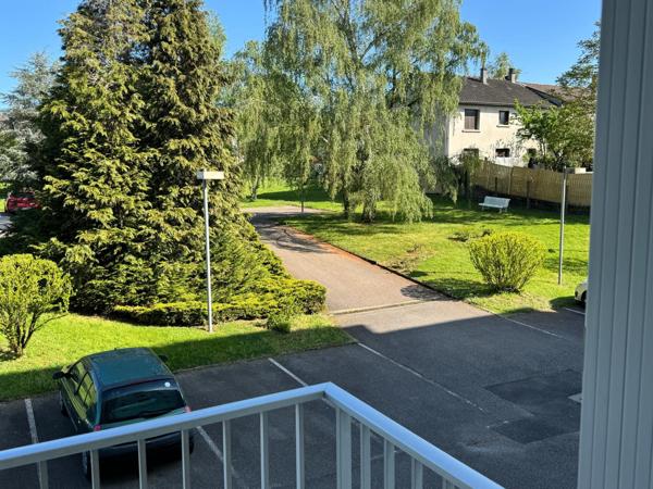 Un appartement traversant avec balcons, lumineux et prêt à vivre !