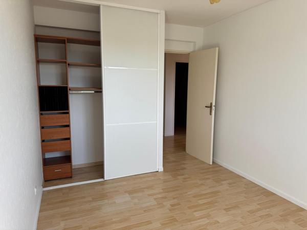 Un appartement traversant avec balcons, lumineux et prêt à vivre !