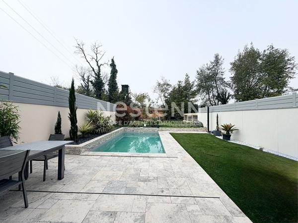 PESSAC- MONTEIL - Maison Contemporaine 6 pièce(s) 146 m2 - 4ch - Piscine - Jardin - Garage