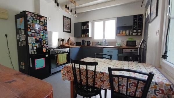 Maison à vendre 4 pièces PLEUVEN (29) centre bourg, jardin, vieux charme et confort moderne