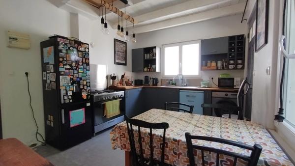 Maison à vendre 4 pièces PLEUVEN (29) centre bourg, jardin, vieux charme et confort moderne