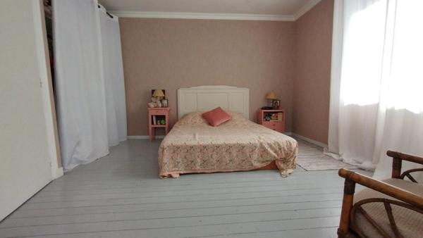 Maison à vendre 4 pièces PLEUVEN (29) centre bourg, jardin, vieux charme et confort moderne