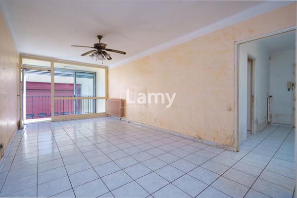 Parking + appartement