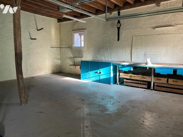 Longère T6 de 140 m² sur 1 383 m²