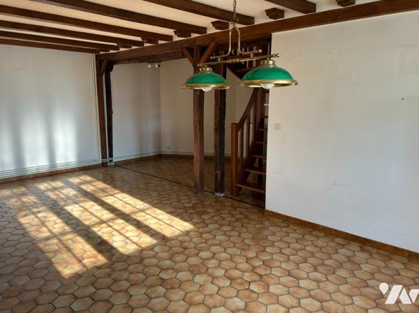 Longère T6 de 140 m² sur 1 383 m²