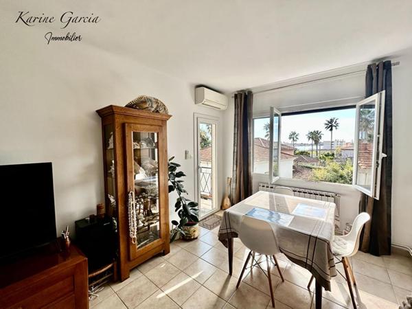 CORNICHE DE TAMARIS  - VUE MER - APPARTEMENT DE TYPE 3  - PLACE DE PARKING PRIVATIVE