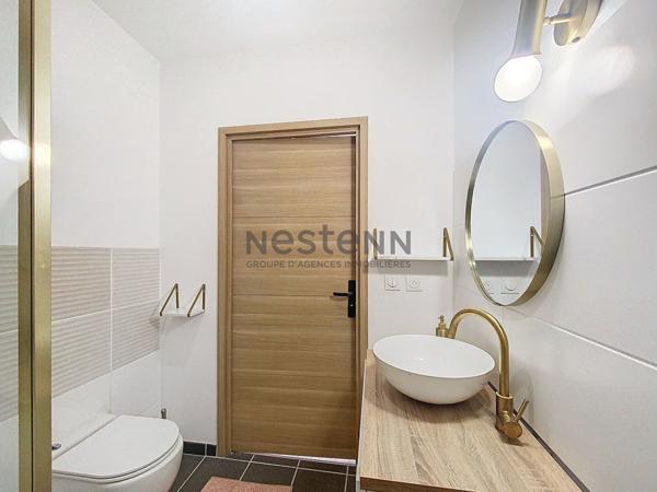 Ancienne bergerie rénovée de plus de 225 m2 sur terrain de plus de 1800m2, piscine