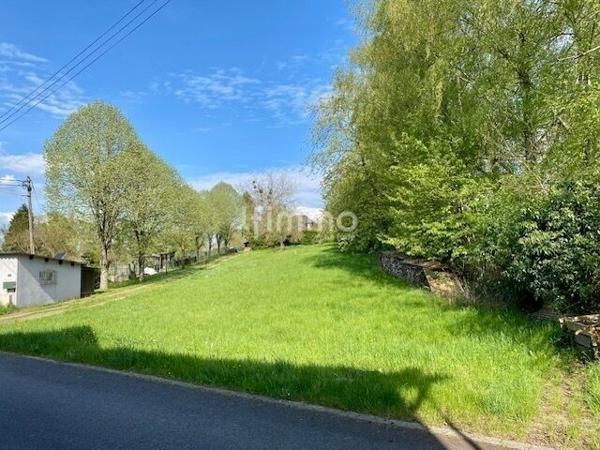 Terrain 675m²