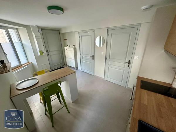 Appartement à louer 2 pièces 28.18m² Châteauroux (36000)