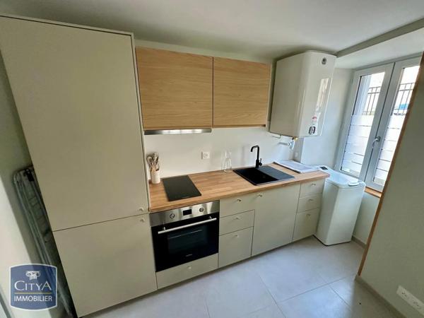 Appartement à louer 2 pièces 28.18m² Châteauroux (36000)