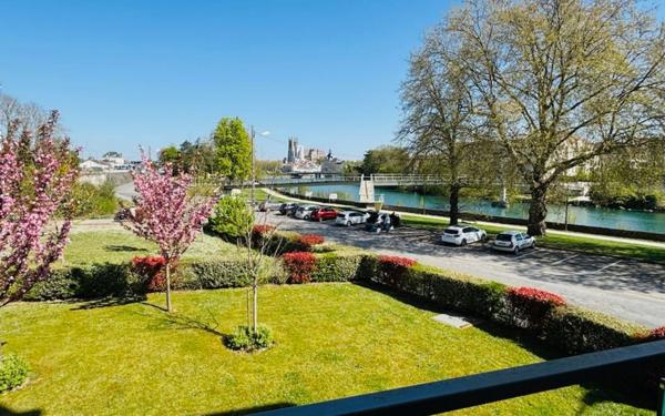 Appartement à vendre    1 pièce • 26,60 m2 Meaux