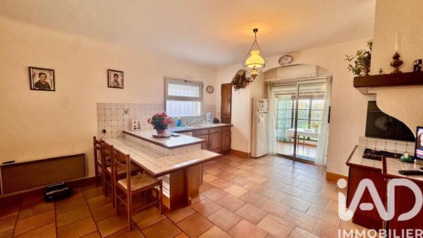 Maison à vendre 5 pièces 123 m² Arles