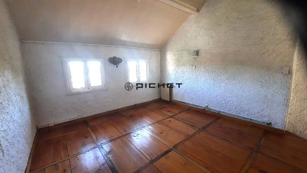 Maison 9 pièces 215 m² MALEMORT - 19360