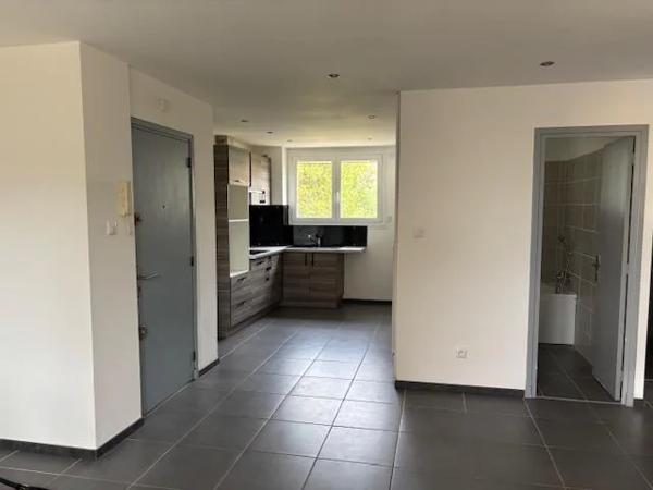Appartement à louer à Guilherand-Granges (07500)