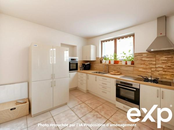 Maison mitoyenne rénovée avec combles aménageables – Quartier de la Liberté, Aix-les-Bains