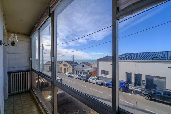 Appartement  4 pièce(s) 118 m2 vue mer, jardin partagé, box de garage