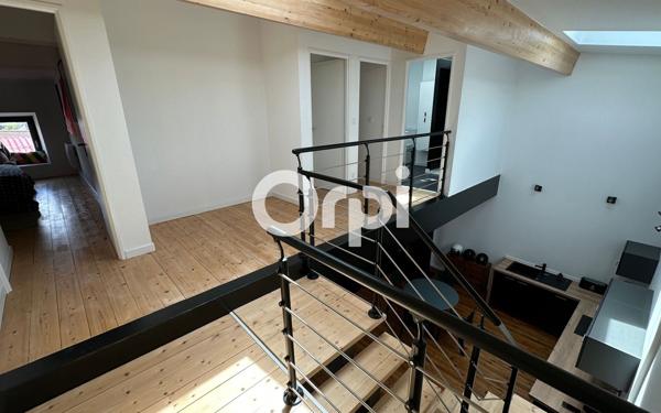 Maison à vendre    5 pièces •  Mezel