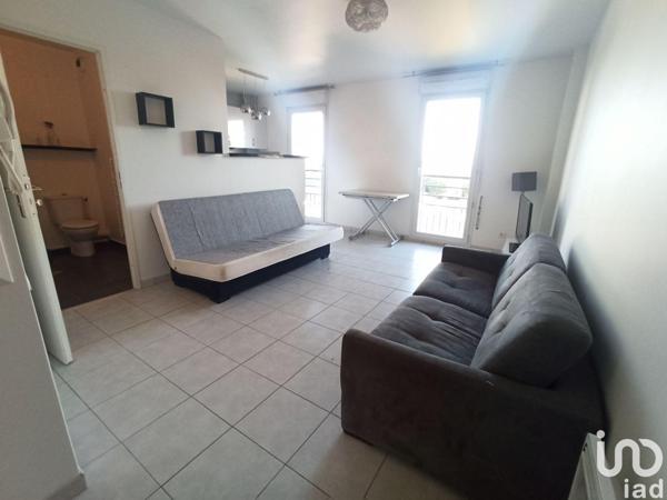 Location appartement 1 pièce 28 m² Vigneux-sur-Seine