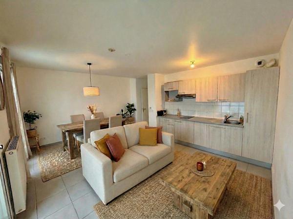 Appartement T2 - Terrasse - Parking