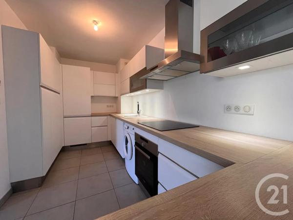 Appartement F4 à vendre  4 pièces - 87,16 m 2   STE MAXIME  - 83