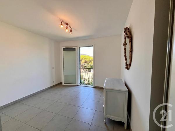 Appartement F4 à vendre  4 pièces - 87,16 m 2   STE MAXIME  - 83