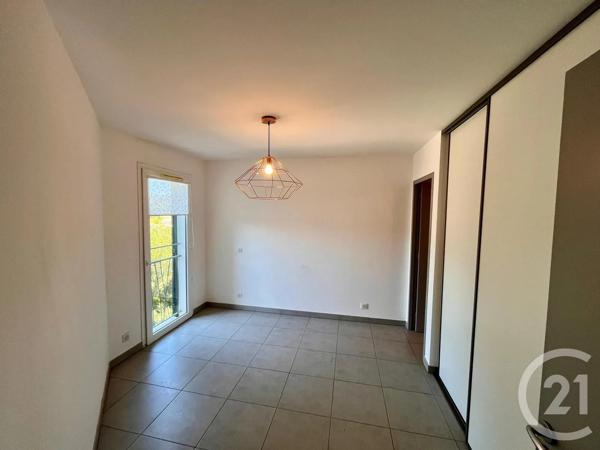 Appartement F4 à vendre  4 pièces - 87,16 m 2   STE MAXIME  - 83