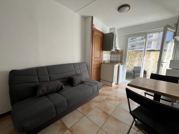 Appartement à louer |  Châteauroux |  1 pièce | 10 m²