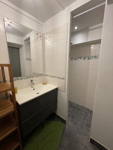 POITIERS Plateau Blossac Guinguette Tison, T3 Meublé avec parking intérieur