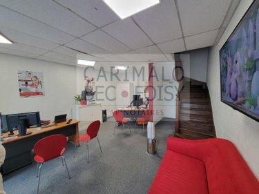 Local commercial à vendre à Châteaudun dans l'Eure-et-Loir (28200), ref : RC/988 Centre-ville Local commercial à vendre à Châteaudun dans l'Eure-et-Loir (28200), ref : RC/988 Centre-ville Local commercial à vendre à Châteaudun dans l'Eure-et-Loir (28200), ref : RC/988 Centre-ville