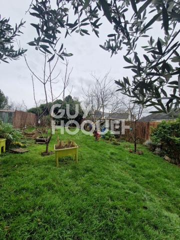 RARE ! MAISON D'ENVIRON 165 M2 DANS LE BOURG D'ELVEN !