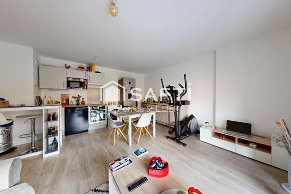 Appartement T3 avec loggia et 2 places de parking