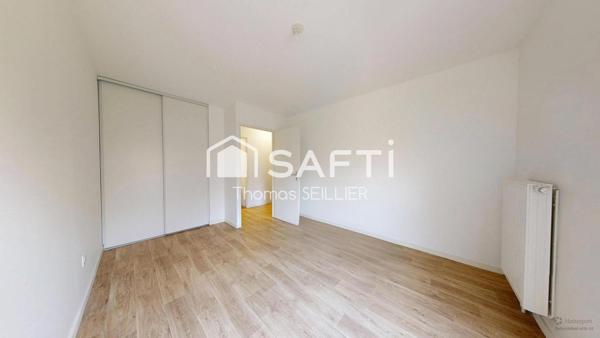 Appartement T3 avec loggia et 2 places de parking