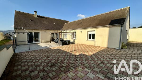 Maison à vendre 8 pièces 228 m² Linas