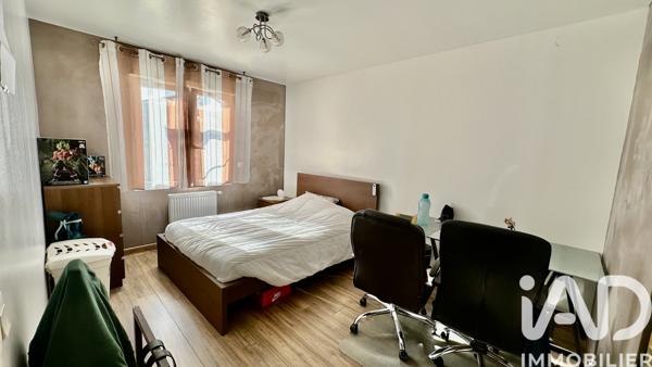 Maison à vendre 8 pièces 228 m² Linas