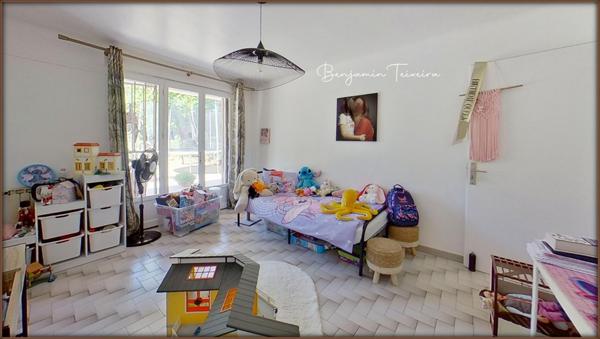 Maison Brignoles 7 pièce(s) 204.02 m2 / 5 Chambres / 5000m² de terrain