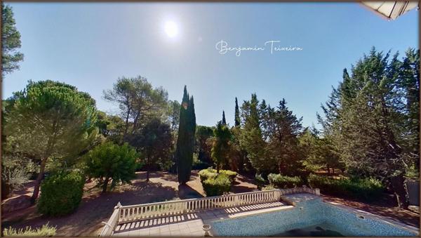 Maison Brignoles 7 pièce(s) 204.02 m2 / 5 Chambres / 5000m² de terrain