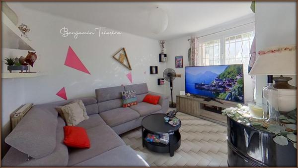 Maison Brignoles 7 pièce(s) 204.02 m2 / 5 Chambres / 5000m² de terrain